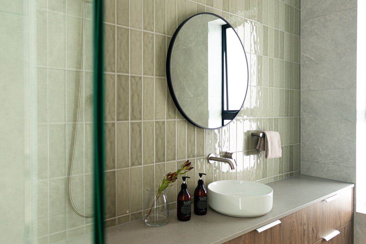 Windermere Mille Meadow Gloss Green Subway Tile