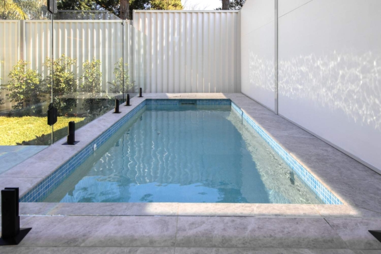 Luxury Spanish Glass Mosaic Pool Tiles