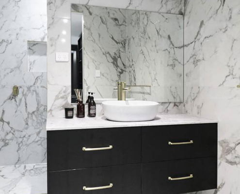 Bathroom Marble Tiles Design
